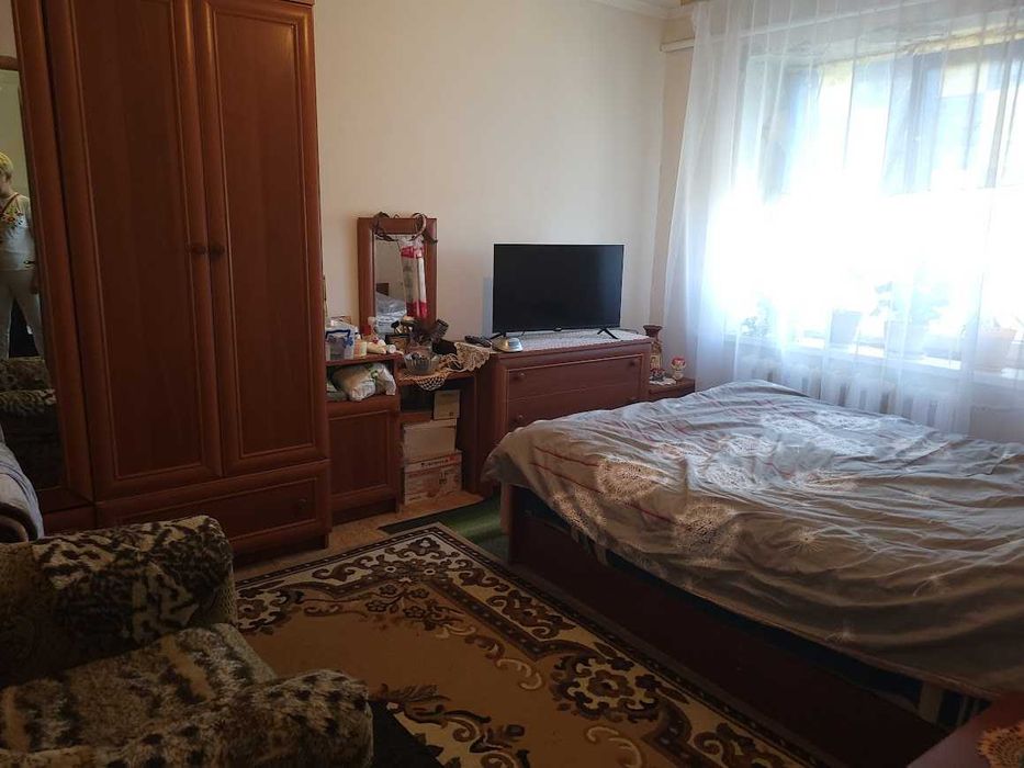 Красилівка продам 1 кім.квартиру37 м.