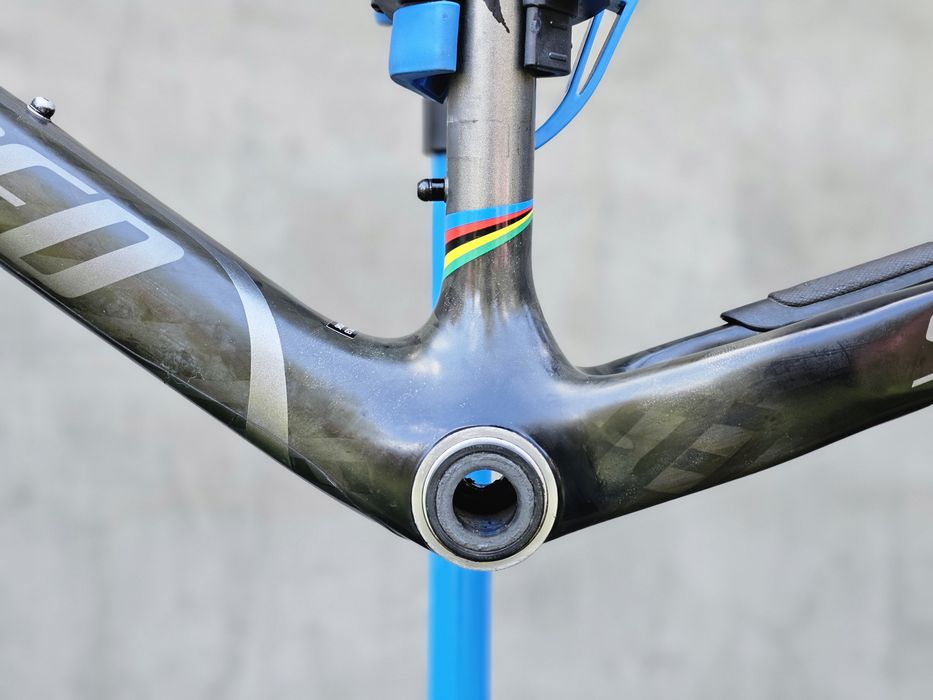 Карбонова рама Specialized Stumpjumper