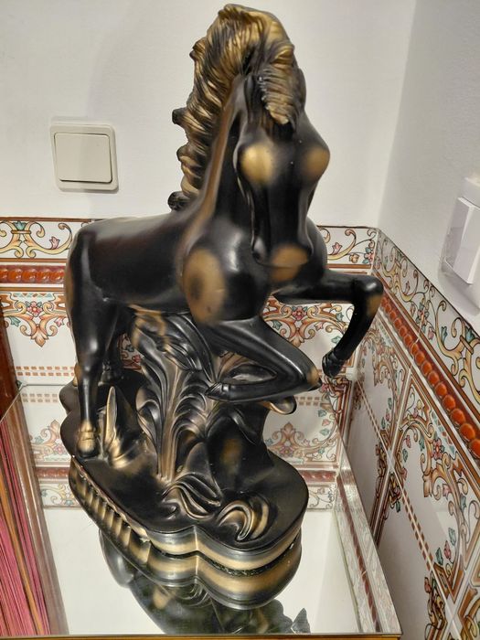 Vendo Cavalo Decorativo a um preço fantástico