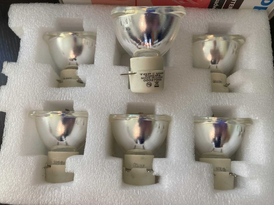 Philips MSD Platinum 5R Lamp for Theater Lights64409441185282121