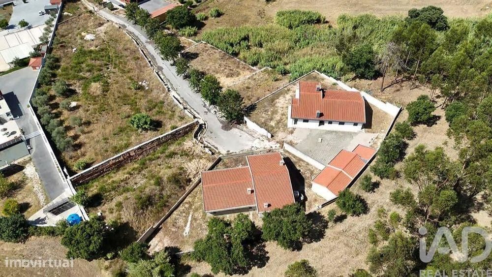 Casa tradicional em Alcobertas de 2013,00 m2
