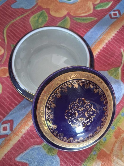 Caixinha e vaso para flores em porcelana de Limoges