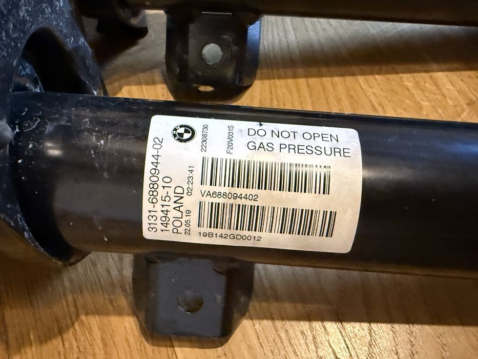 Amortyzatory BMW f20 f22 komplet 2019
