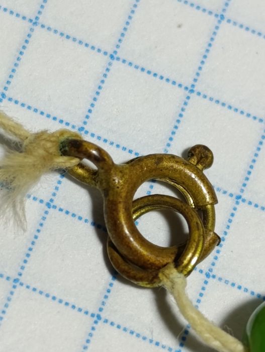 Комплект вінтажний.Скринька,буси