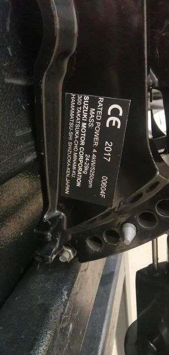 silnik zaburtowy Suzuki DF 6 AS Czarny