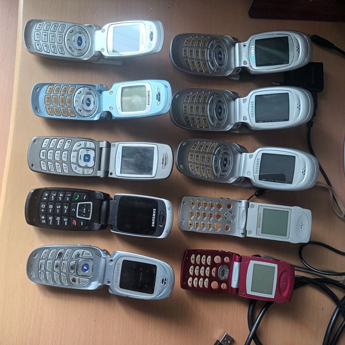 Старі телефони Samsung