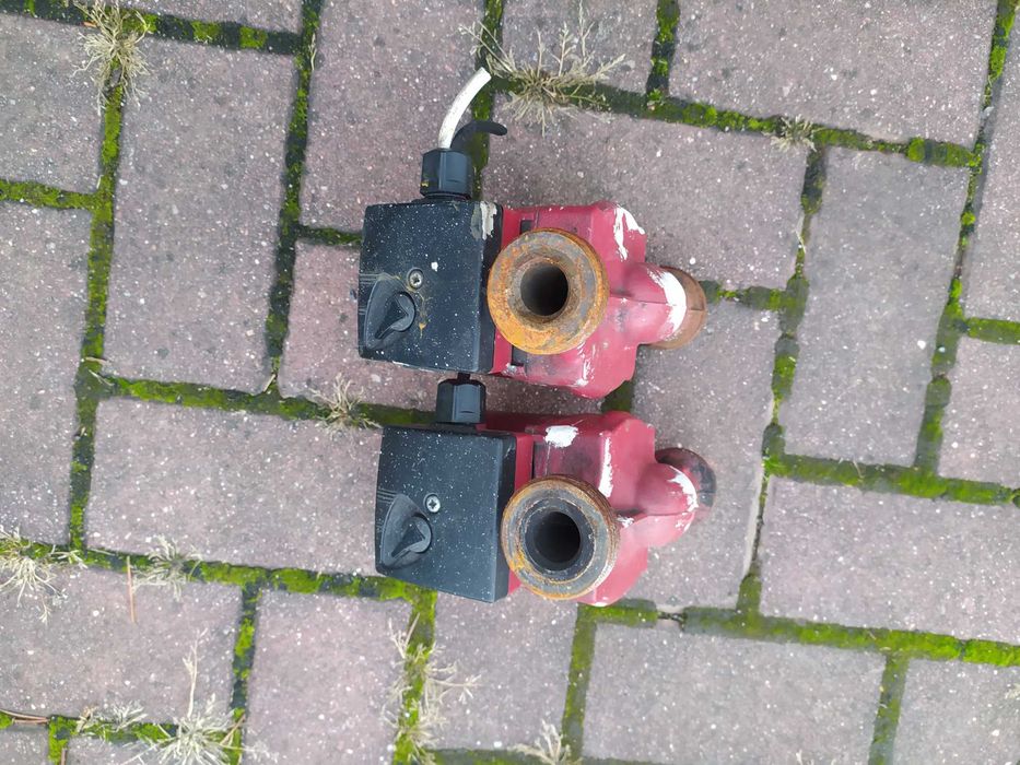 Pompa GRUNDFOS UPS 25-40 x 1 szt