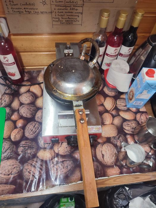Продам вафельницю для гонконгських вафель, Б/У у відмінному стані