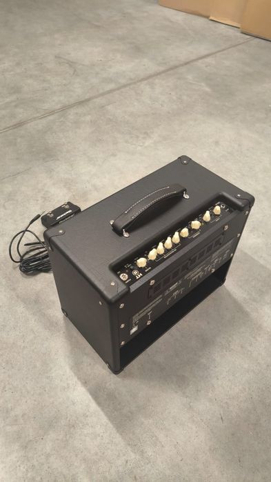 Wzmacniacz lampowy Blackstar HT-5R MkII stan bdb plus footswitch