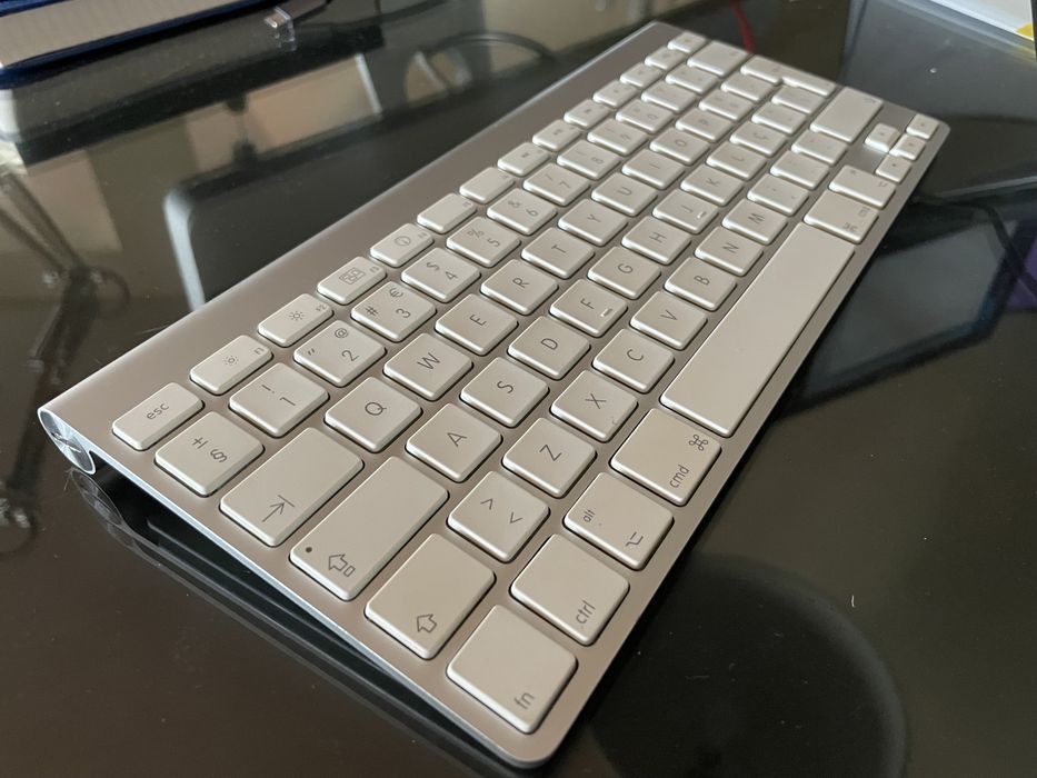 Magic Keyboard (Some keys damaged)64284551522177120