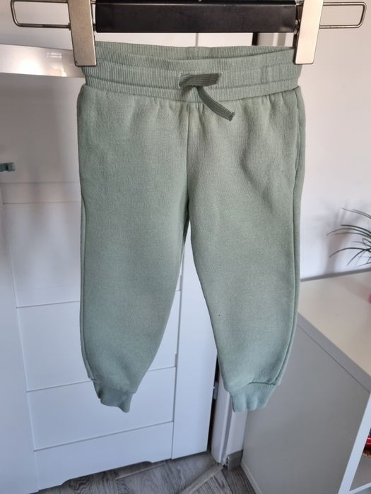 Spodnie dresowe joggery H&M 92