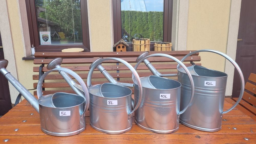 konewka metalowa,podlewaczka,konewka ocynkowana z sitem ozdoba ogrodow