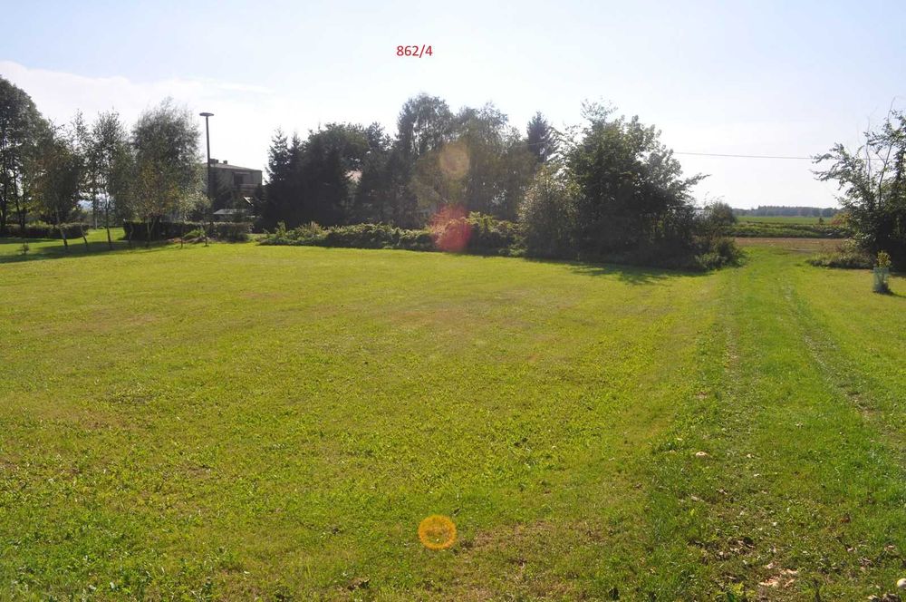 Dwie działki budowlane 34,27 ar oraz 11,51 ar  Wołowice blisko Krakowa