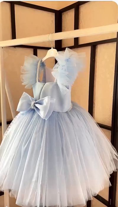 Сукня святкова