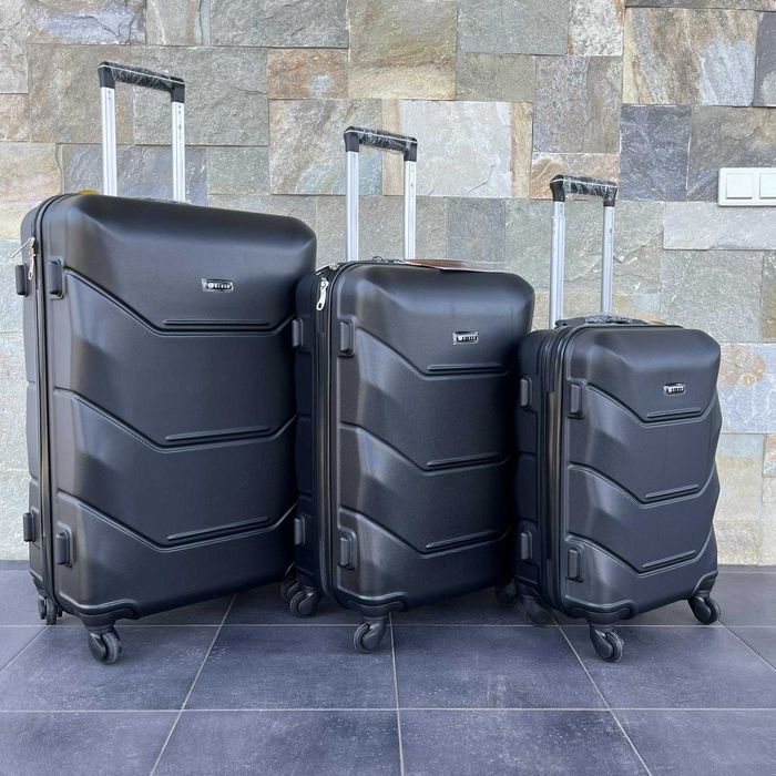 Чемодан Ручная кладь, Валіза дорожня сумка Wings 147 black Вінгс Вингс