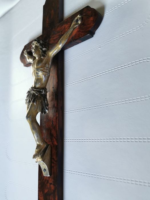 Crucifixo antigo