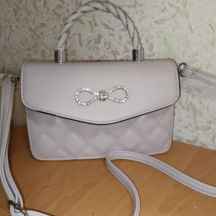 Сумочка жіноча з бантиком