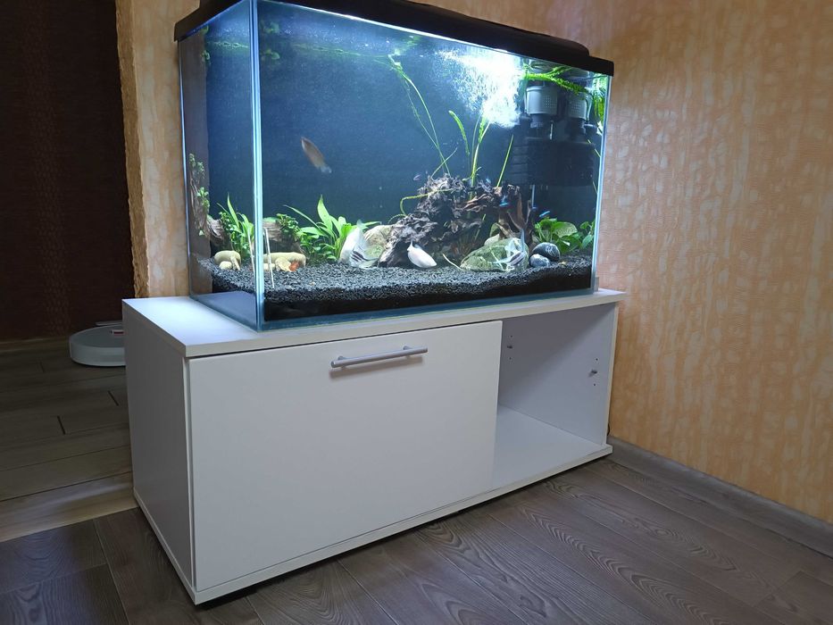 Продам акваріум 140л, з тумбою