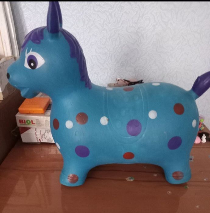 Продам игрушку прыгун