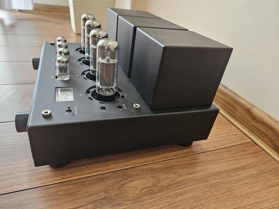 Line Magnetic LM-211IA wzmacniacz lampowy push pull