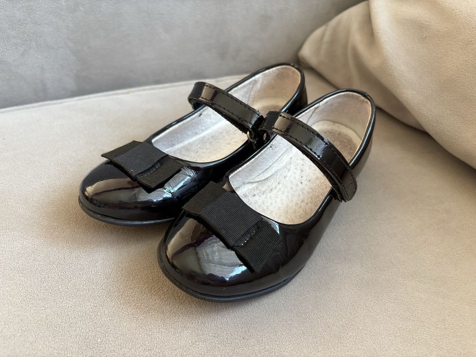 Kornecki lakierki skorzane buty wizytowe  baleriny balerinki czarne 30