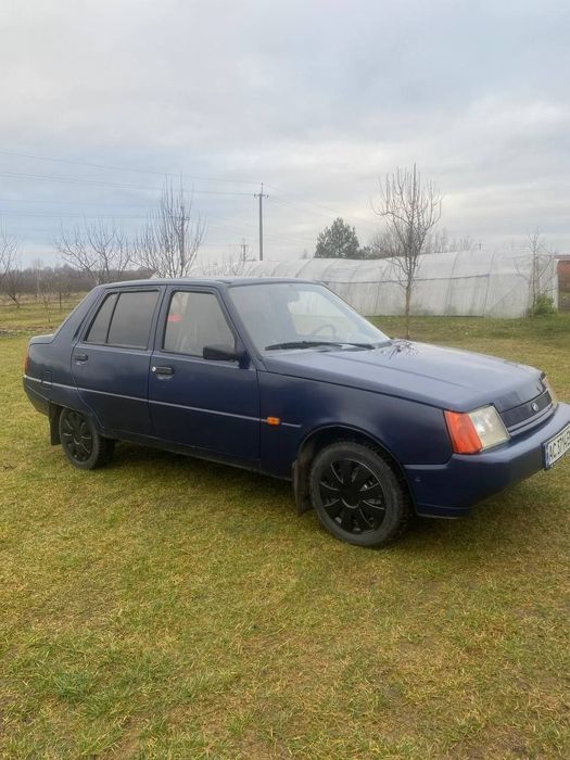 Продам Славутку. Авто супер, інженер 1.3 ,їде добре.