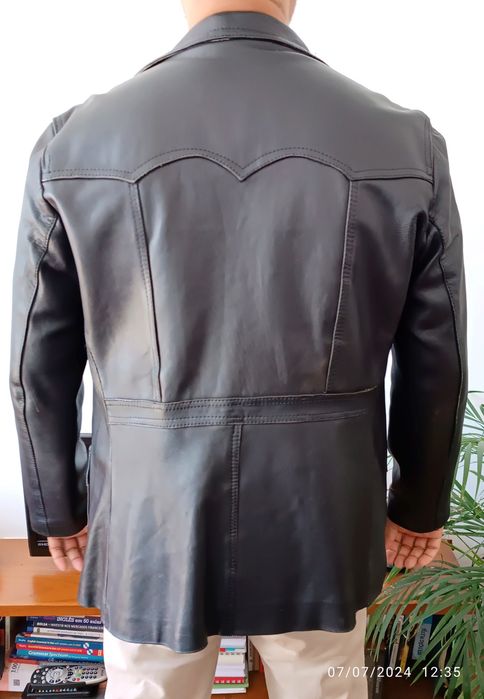 Casaco vintage em pele preta L/XL 52