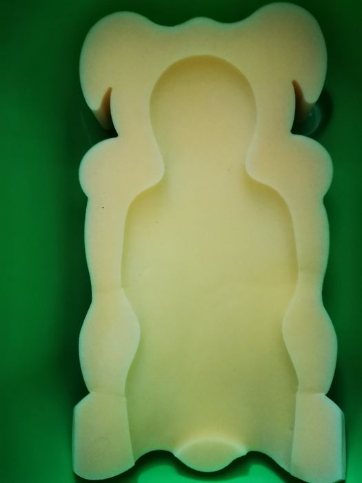 Паралон для купання у. ванночку.