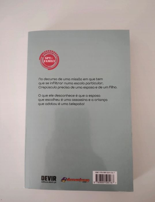 Livro Mangá SpyxFamily 1