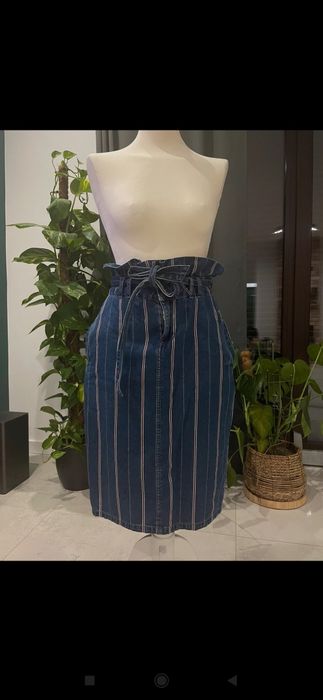 spódnica z wysokim stanem