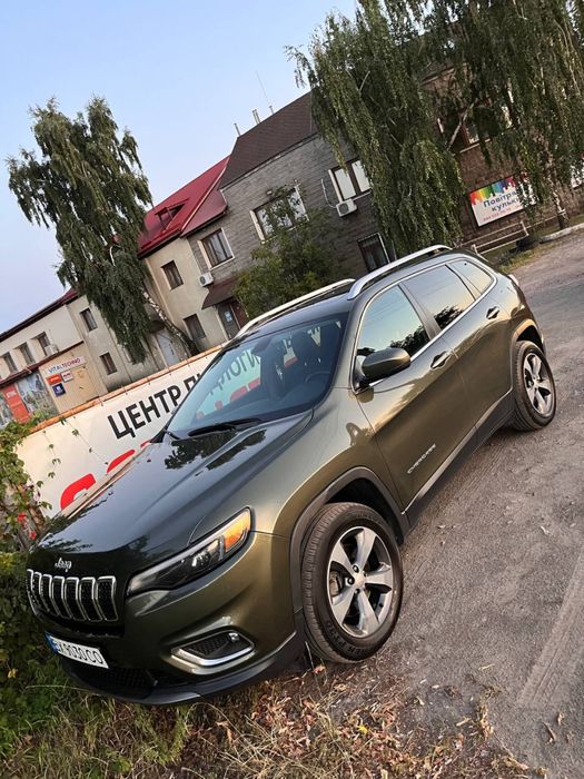 Продам Jeep Cherokee