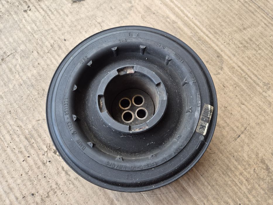 Bmw 5 E60 E61 E65 E63 X3 E83 E90 X5 E53 M57 2.5d 3.0d koło pasowe wału
