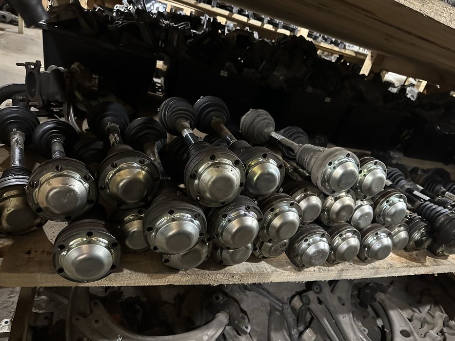 Полуось піввісь привод шрус Фольксваген шкода vw skoda Пассат Тігуан