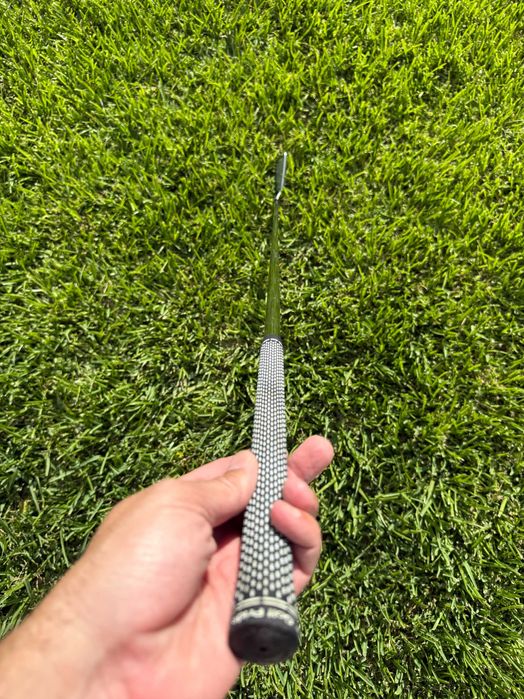 Titleist AP3 (22) Ferro 4 + 38.5” True Temper AMT Black R300