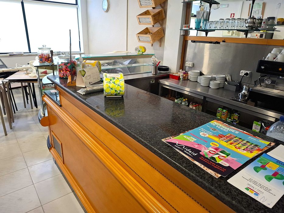 Trespasse Café Equipado | Óptima Localização | Perto de Escolas