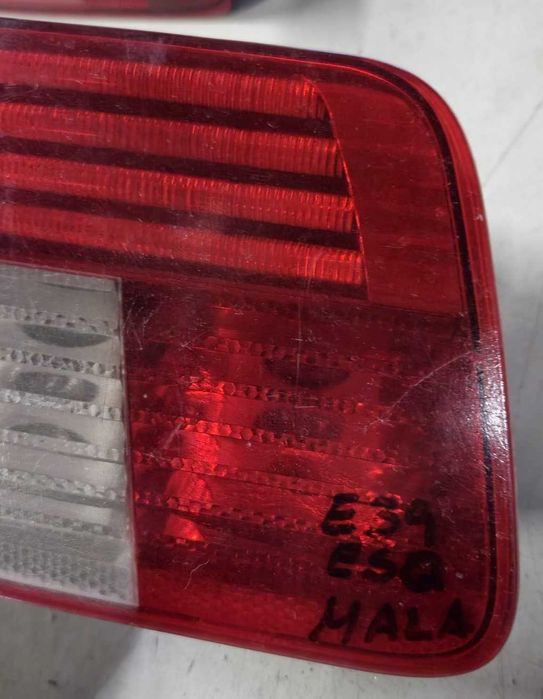 Farolim esquerdo Mala carrinha bmw E39