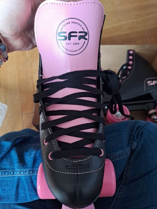 Nowe wrotki SFR figure quad skates r. 37