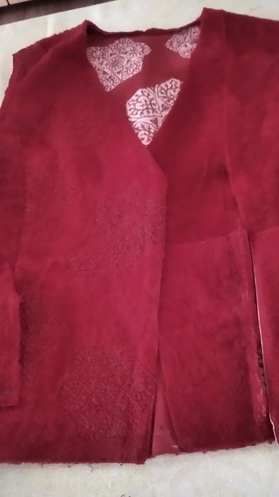 Кусочки кожи и меха