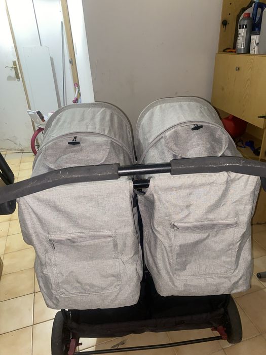 Carrinho de bebe gémeos