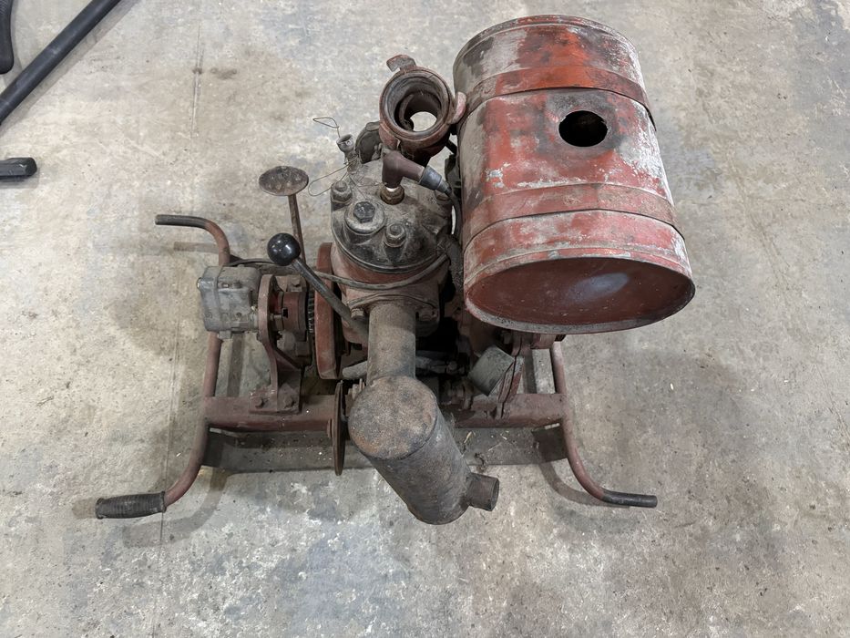 Водяна помпа для відкачки води Помпа для откачки води СССР