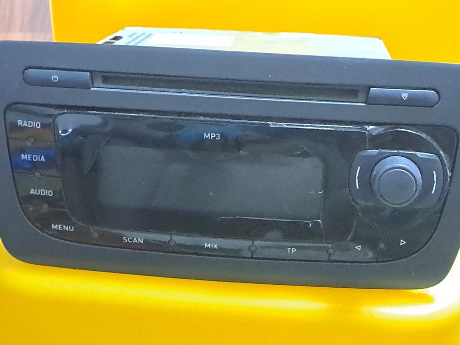 Radio seat ibiza 6j
