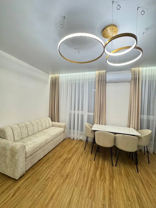 Продам 1 к квартиру 44 кв. ЖК Квадрат. Дуже якісн й ремонт