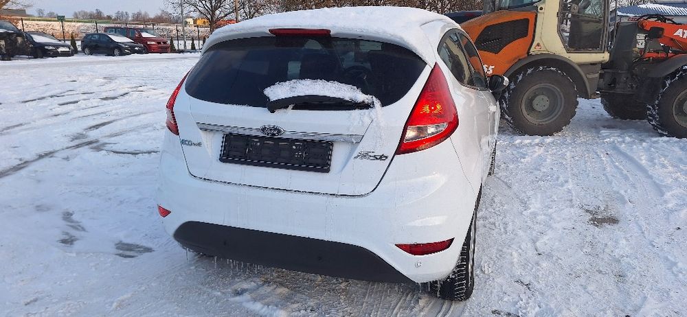 Ford Fiesta lift mk7 caly na części