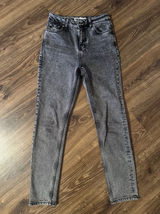 Джинси на високій талії