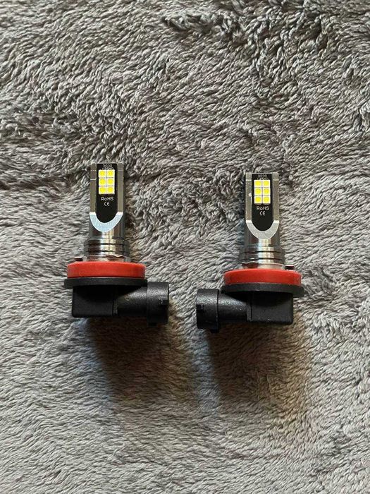 Светодиодная автомобильная лампочка фонарь LED лампа H8, H9, H11