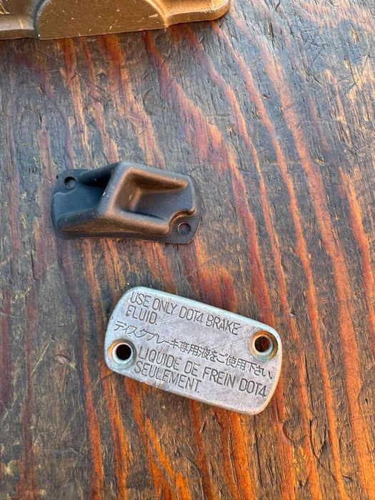 kpl docisk pokrywa programator pompa wody mocow honda crf 250 r 04-09