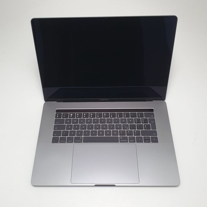 Laptop: Apple MacBook Pro A1707