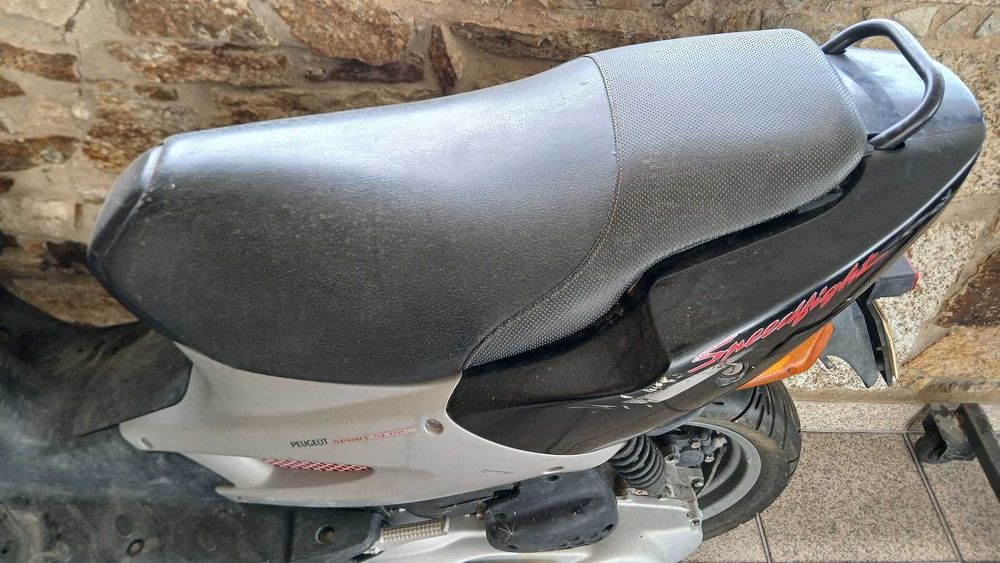 Scooter Peugeot Speedfighter