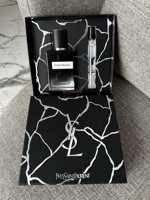 Yves Saint Laurent Y набір Y Eau de Parfum