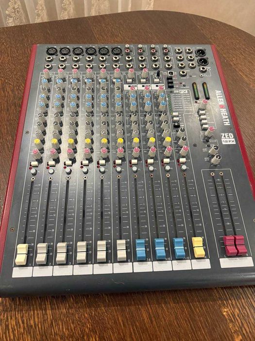 Продається пульт Allen  Heath ZED-12FX